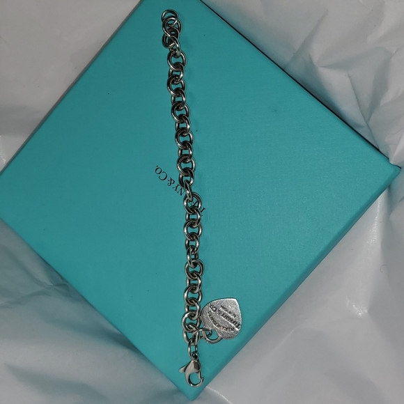 Tiffany & Co Bracelet - Picture 10 of 14